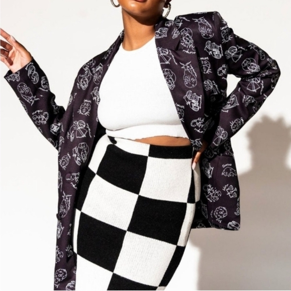 Dressed in LALA Black and White Patterned Blazer